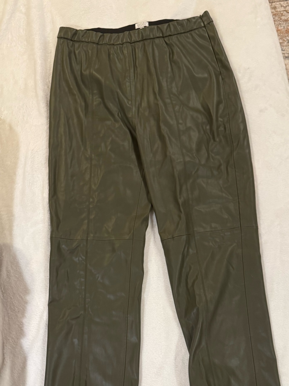Jaclyn Smith Olive Green Faux Leather Pants